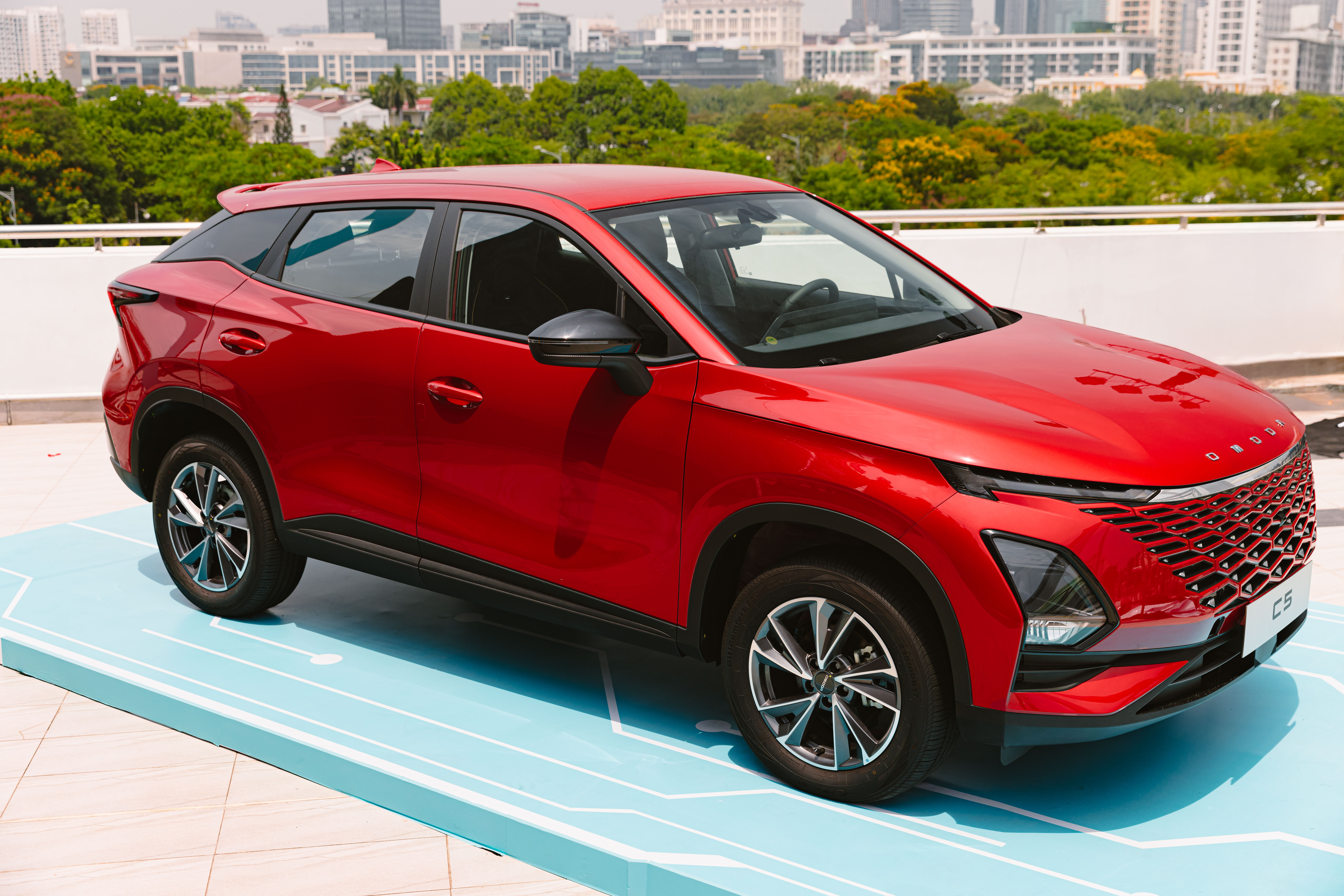 Omoda C5 Luxury 449 triệu